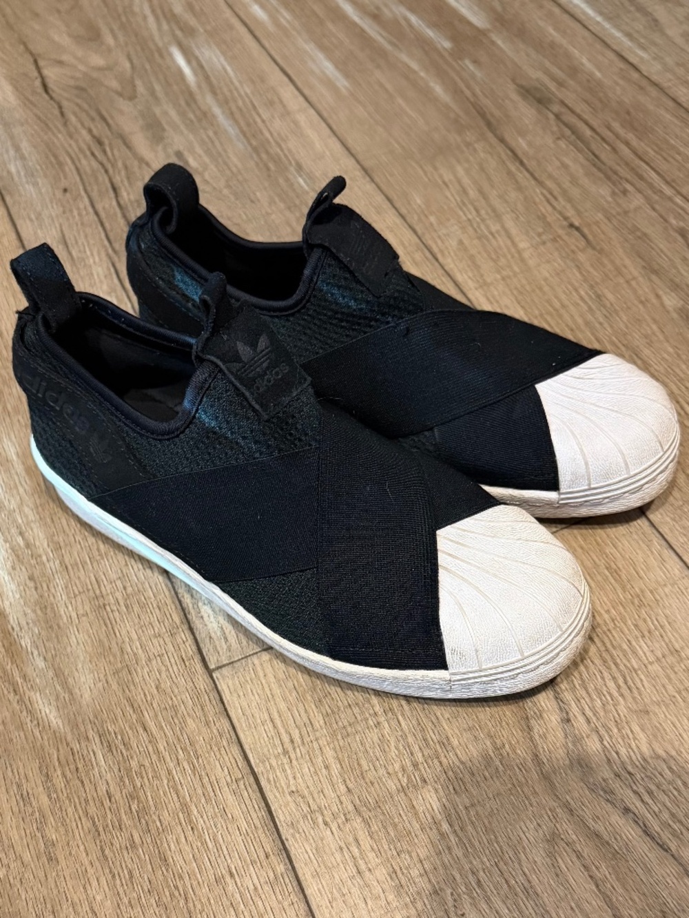 Adidas superstar